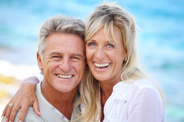 Couple de seniors rencontré sur un site