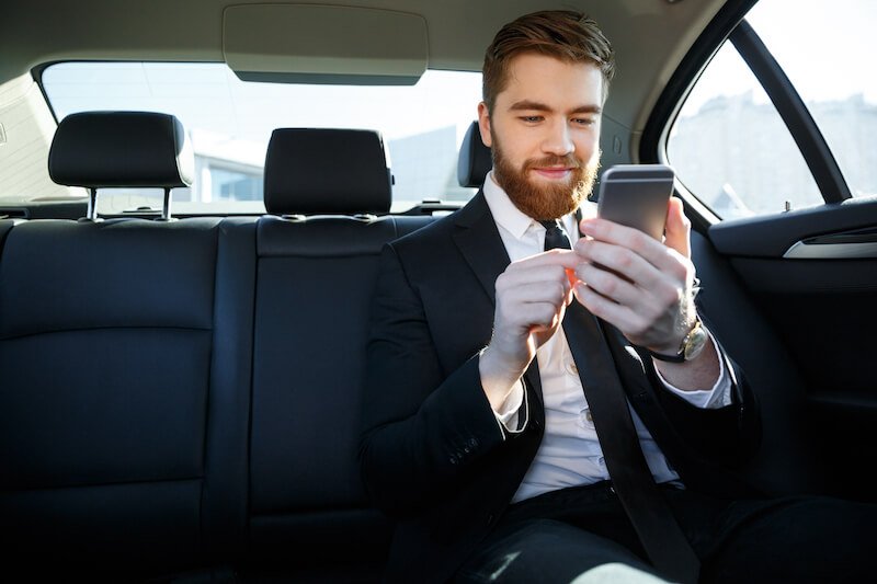 Que dire à une fille par SMS