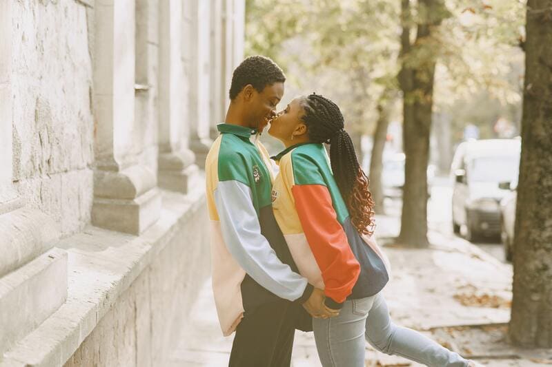 Couple africain sur le site