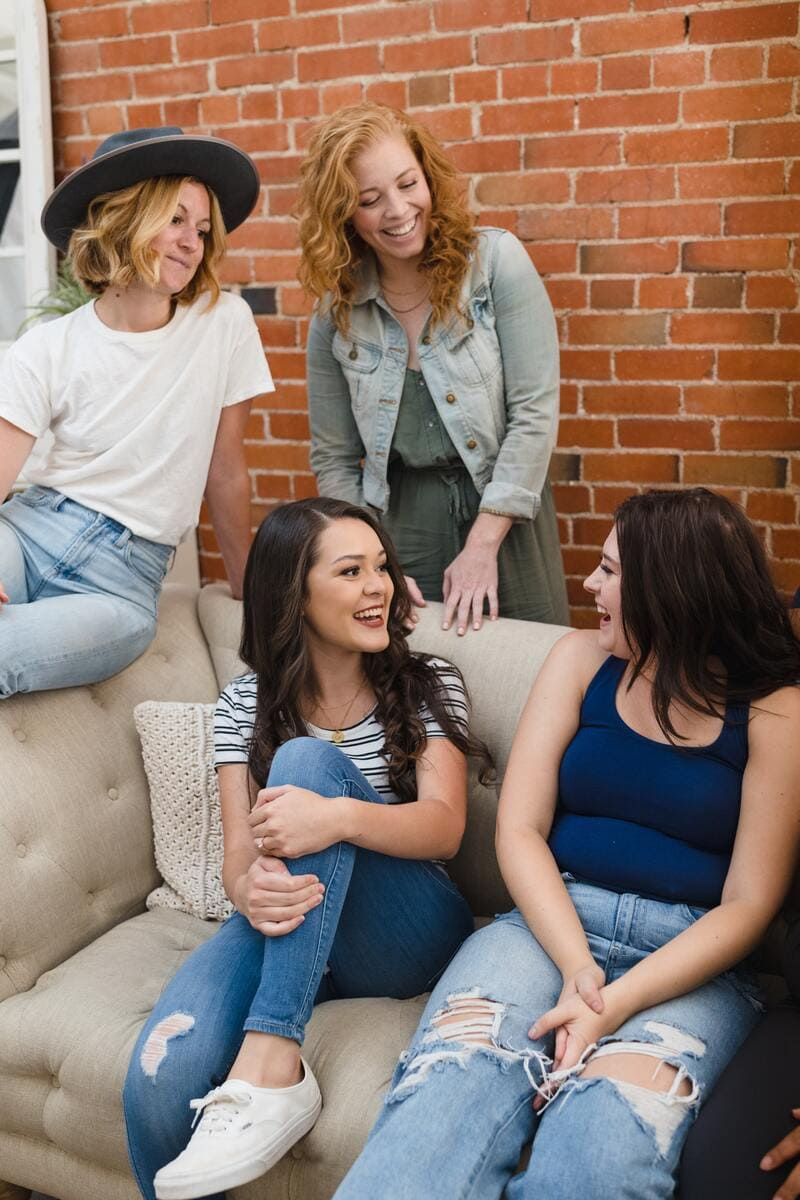 Groupe de femmes françaises