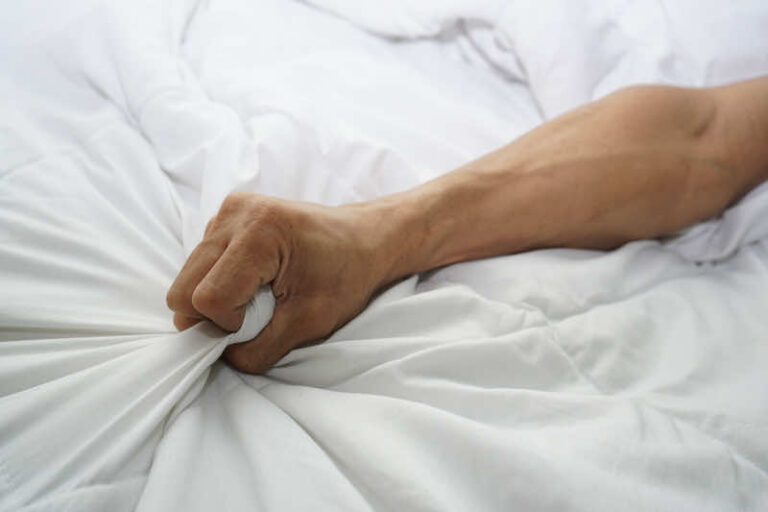 Anorgasmie chez l'homme : causes et solutions
